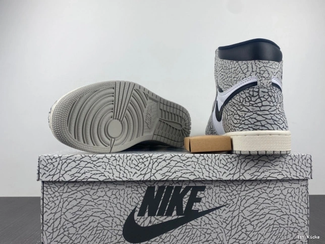 1st Kicks Shoes White Jordan OG 1 DZ5485-052 Air Cement High 0717